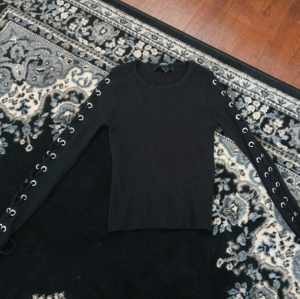 Forever 21 lace up sleeve sweater